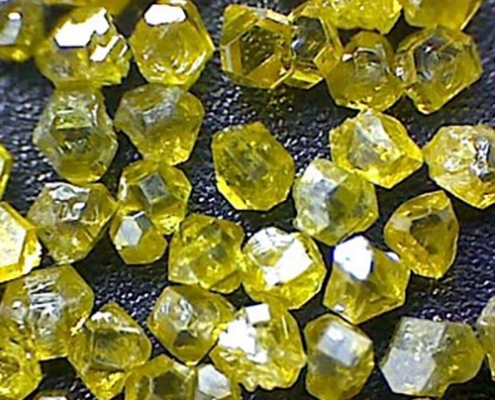 Large Monocrystalline Diamond